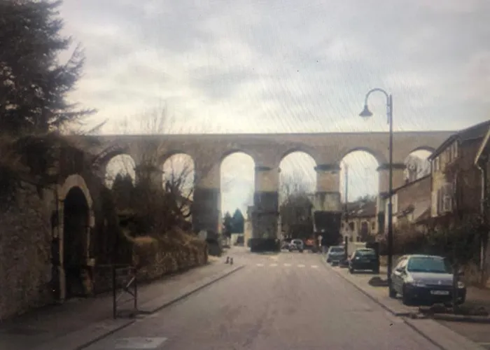 Metz-Sud - Appartement 120 M2 Dans Maison Du XVIII - Jouy Aux Arches Entre Nancy Et Luxembourg - Proximite Toutes Commodites